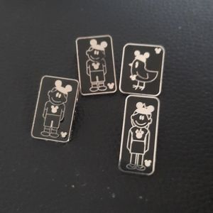 Disney pins